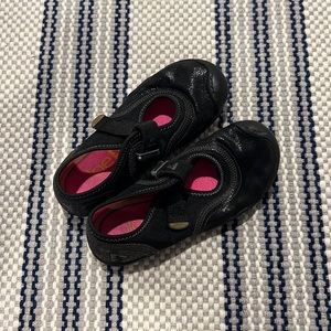 Plae Mary Jane’s Emme